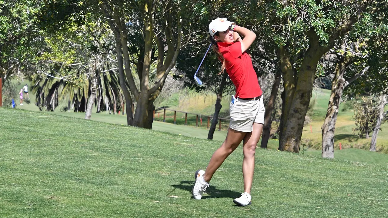 Golf femenino 595_Fotor