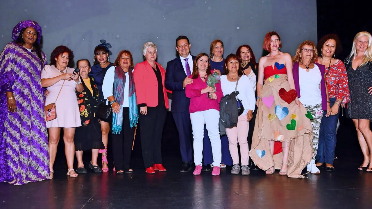 Arona premioa mujeres -12-2_Fotor