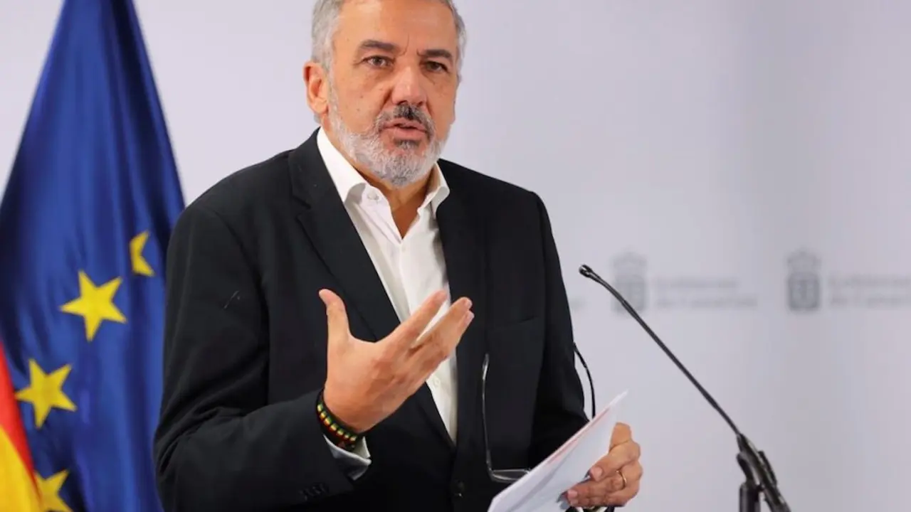 Lluis Serra, portavoz del comit&eacute; cientifico que asesora al Gobierno de Canarias sobre coronavirus.