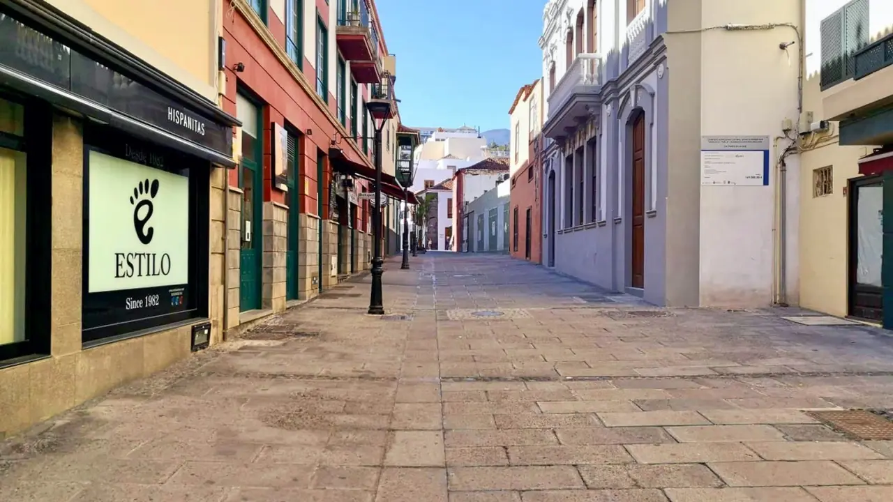 Puerto Cruz calle agustin de bethencourt_Fotor