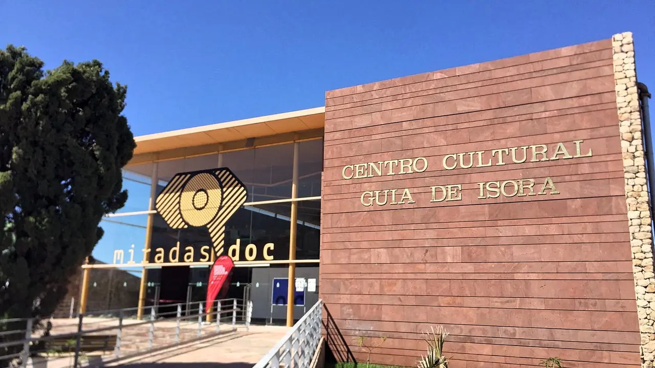 Centro Cultural Gu&iacute;a de Isora_Fotor