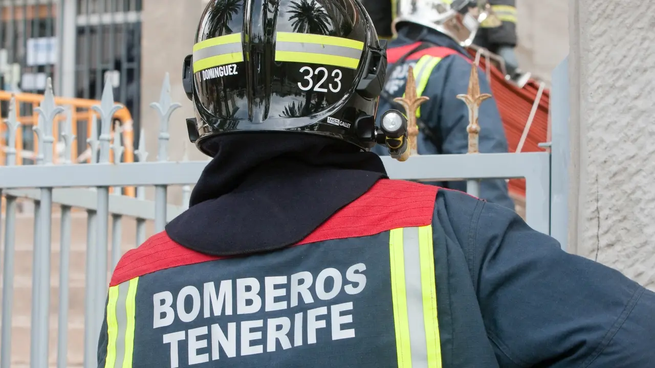 Bomberos 17_Fotor