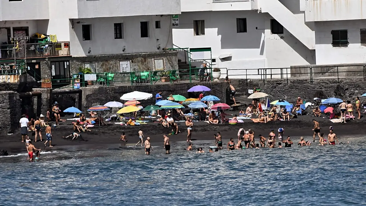 Playas nueva normalidad covid 85f9_Fotor