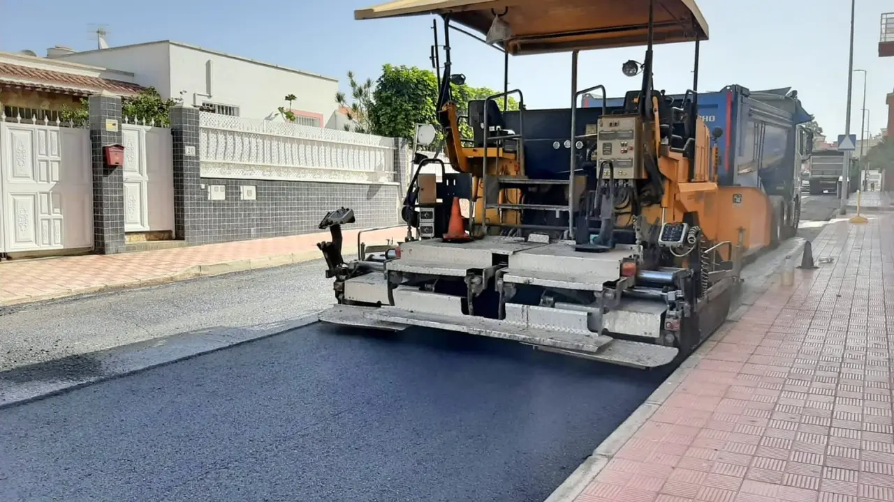 Asfaltado Repavimentaci&oacute;n de calles y caminos vecinales _Fotor