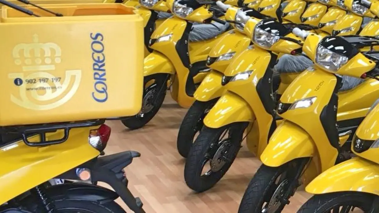 Motos correos PEUGEOT TWEET 125cc_Fotor
