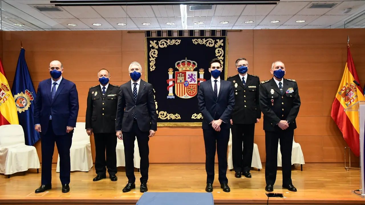 Polic&iacute;a Marlaska _1317_Fotor