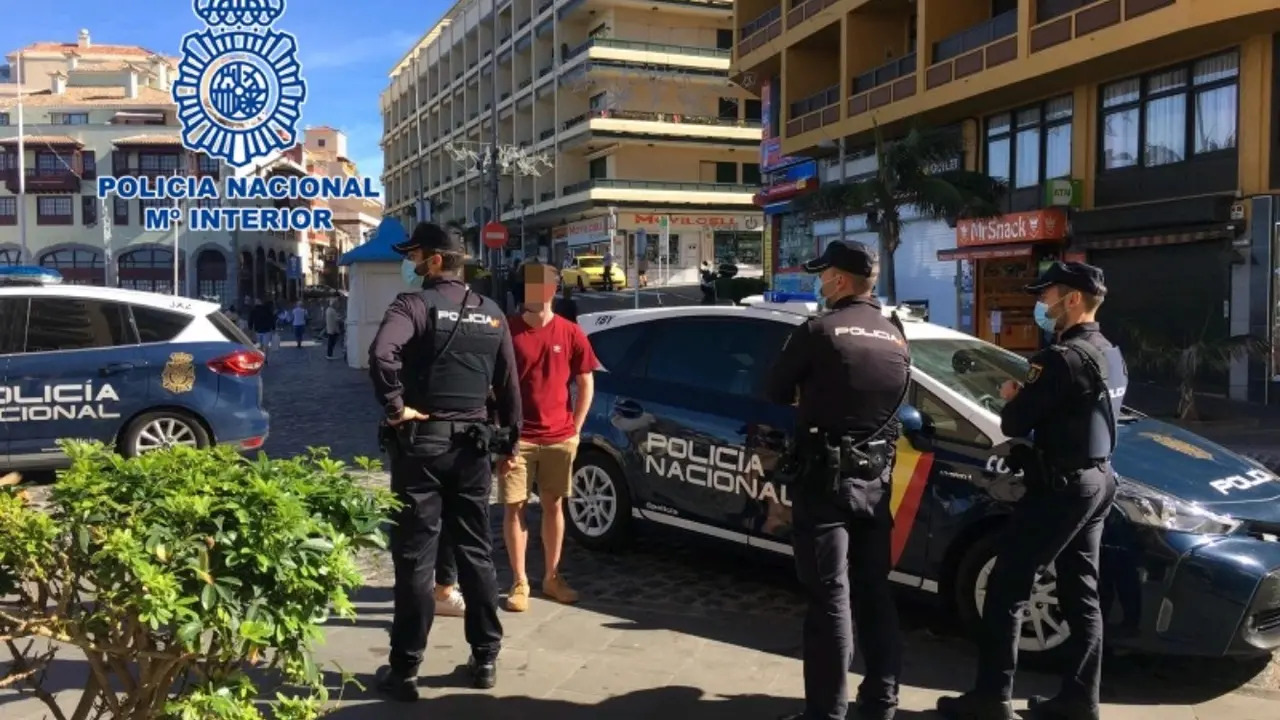 Polic&iacute;a Nacional _21-1-2021-1-7-52_Fotor