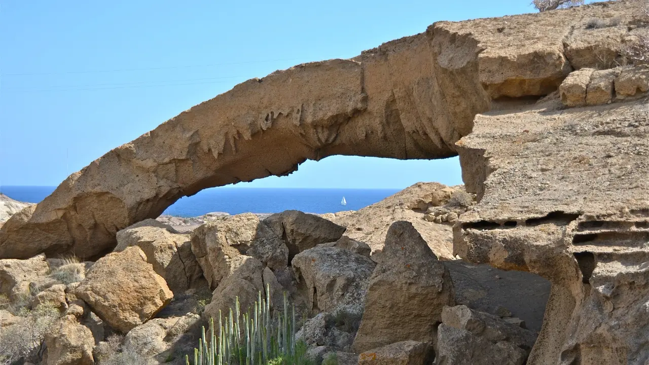 Arco de Tajao _Fotor