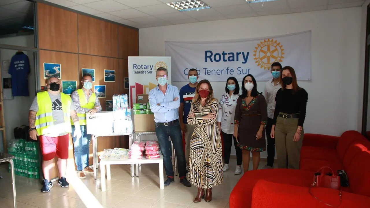 ROSA D&Aacute;VILA Y ROTARY TENERIFE SUR_Fotor