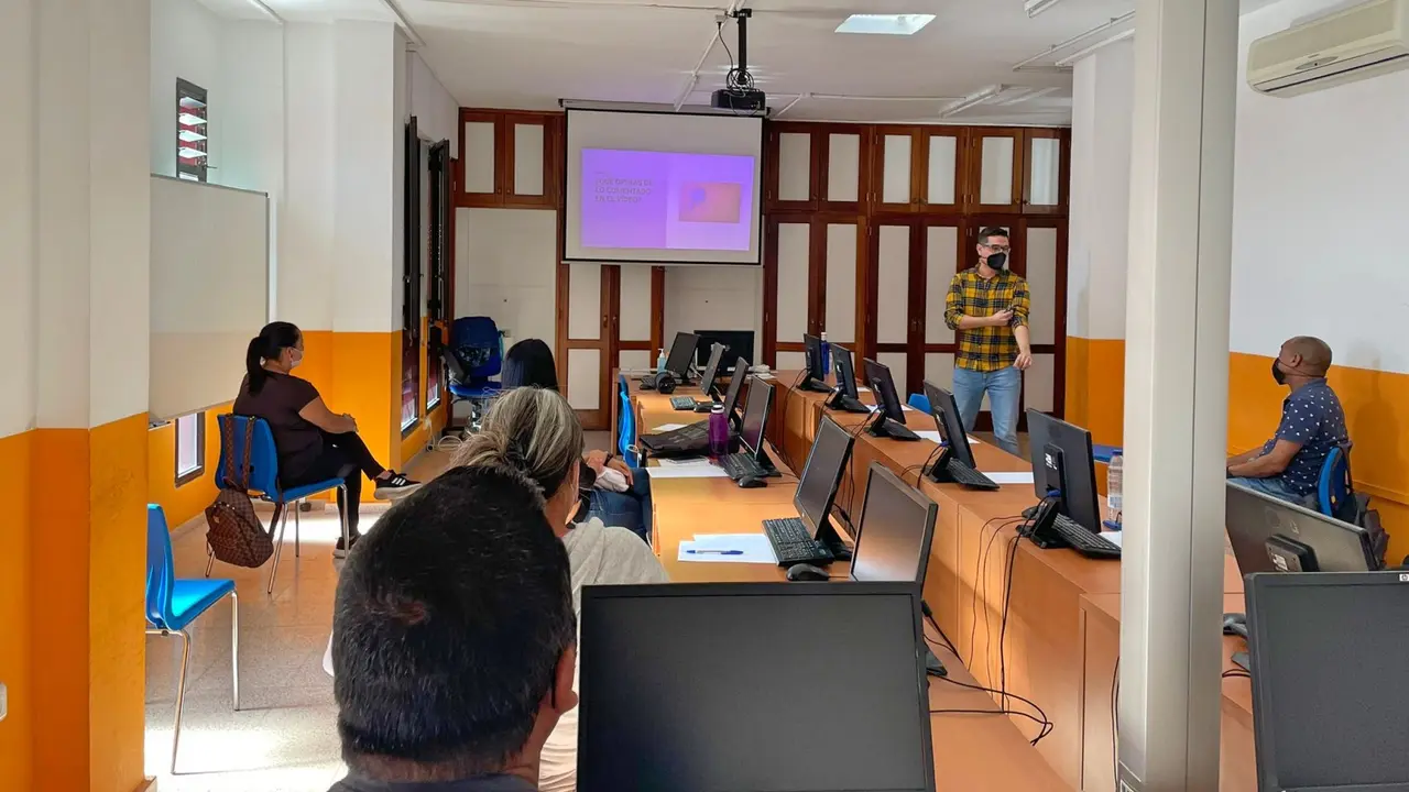 Cursos Gu&iacute;a de Isora _Fotor