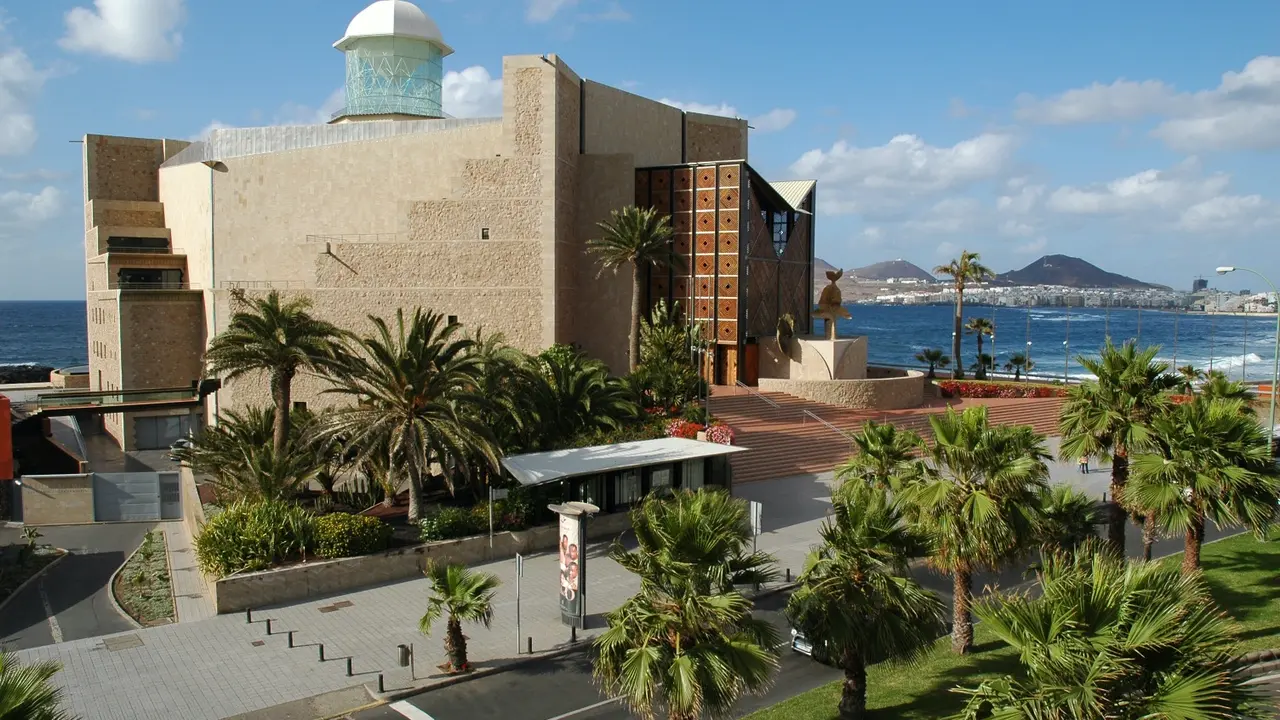 Auditorio_alfredo_kraus_las_palmas_de_gran_canaria_Fotor