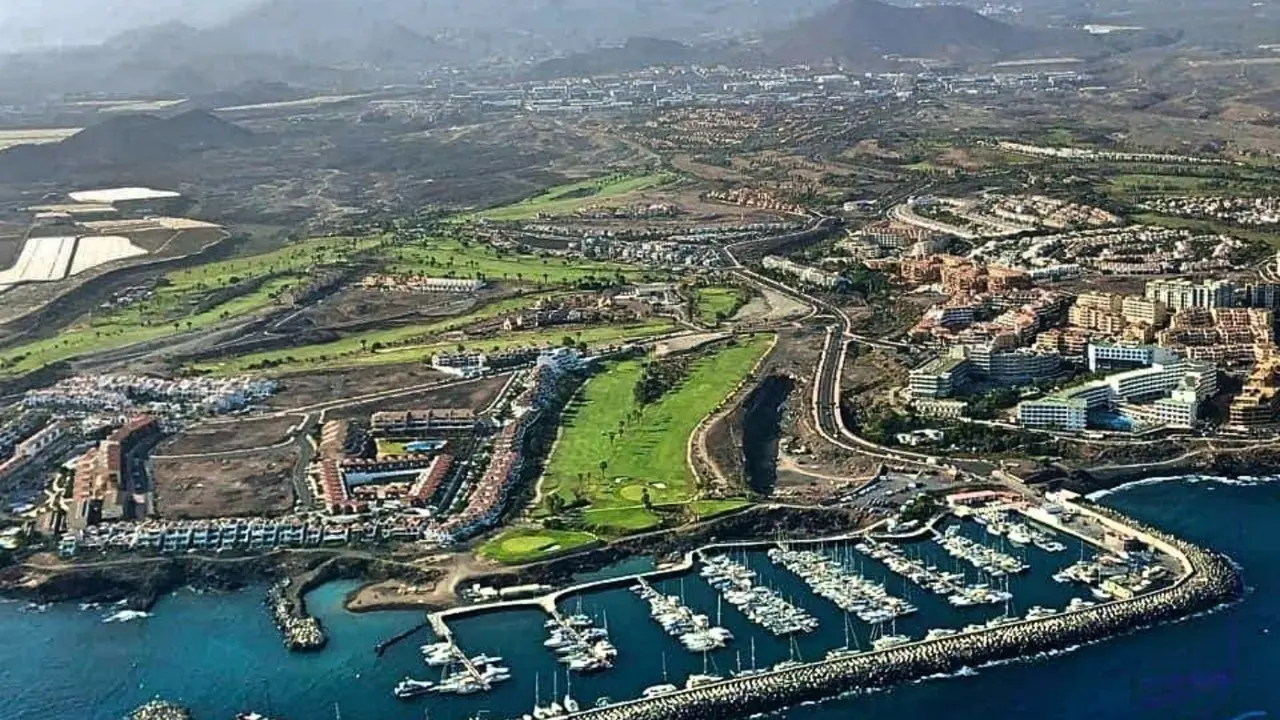 Amarilla Golf San Moguel WA0009_Fotor