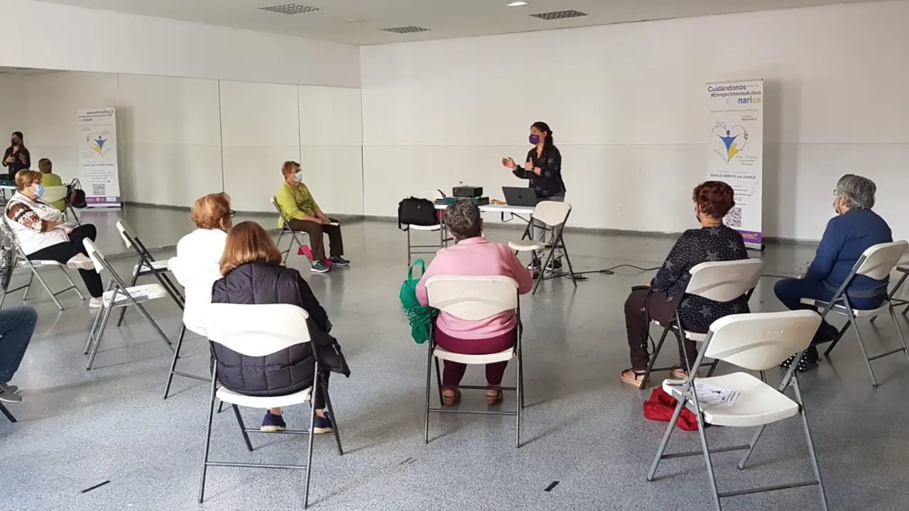 Fademur taller-abril2021-Canarias-mayores_alta_Fotor