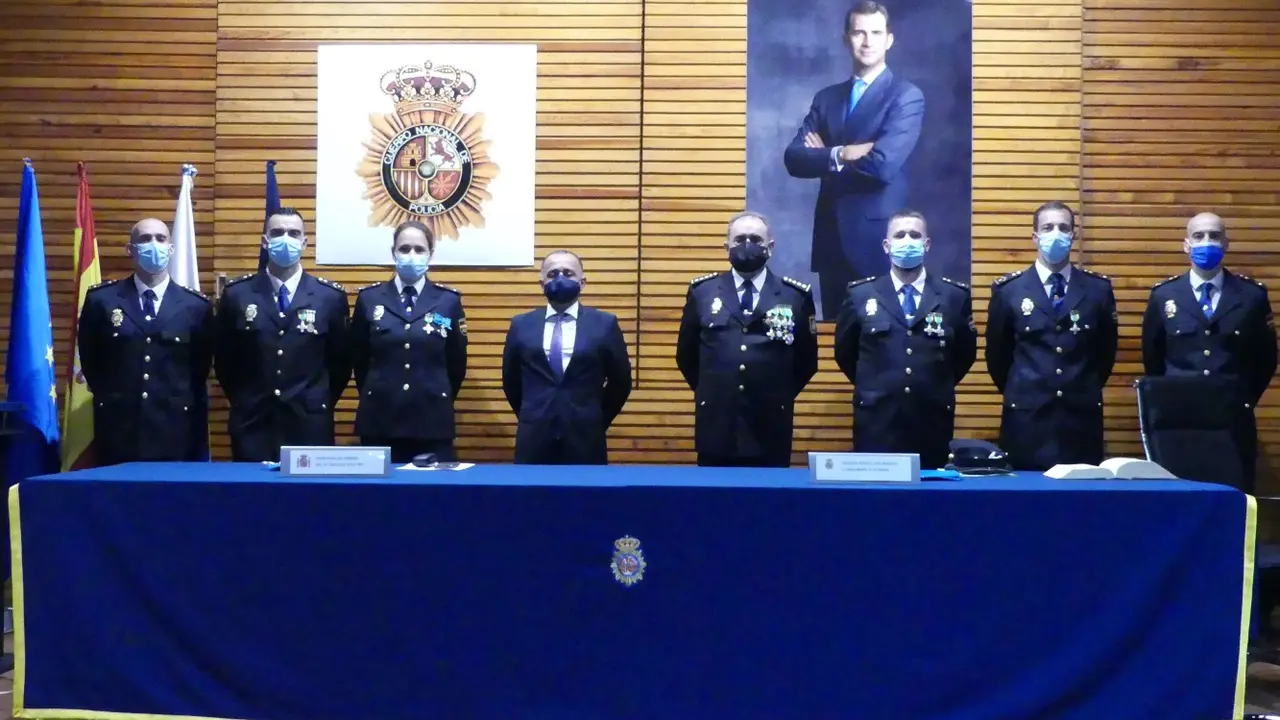 Nuevos Subinspectores de la Polic&iacute;a Nacional _Fotor
