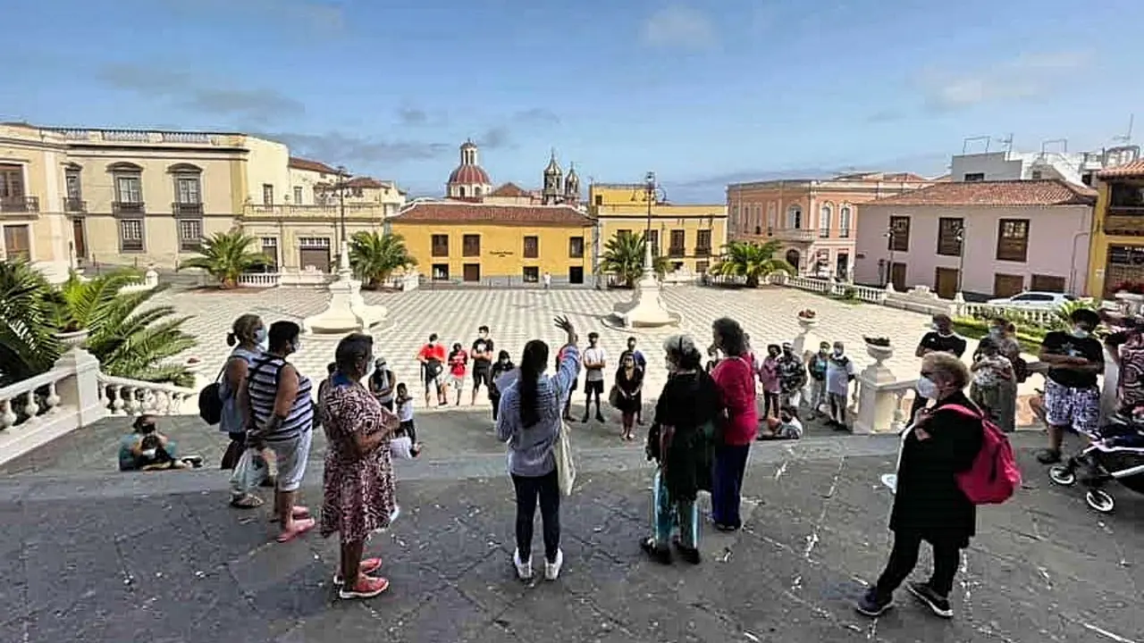 Granadilla Visita La Orotava 1 des_Fotor