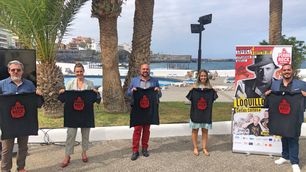 Los participantes de la RdP junto al cartel PRock(1)