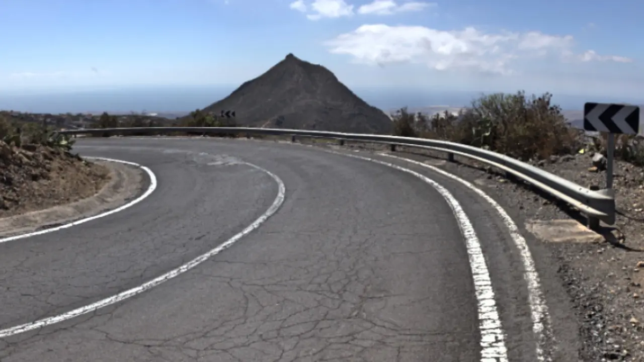 Carretera La Escalona El Roque TF-565(1)