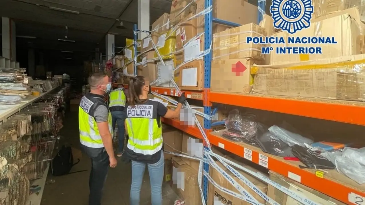 Polic&iacute;a Nacional Chino falsificaci&oacute;n 029(1)