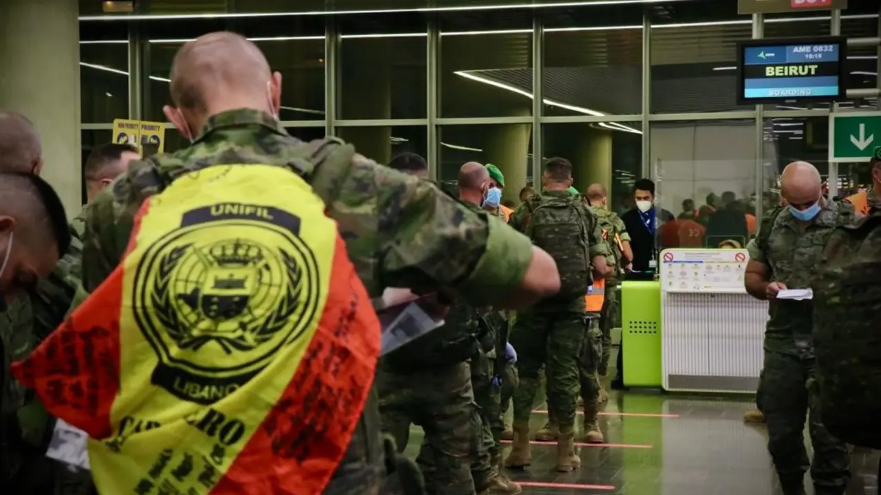 4(1)Contingente para misi&oacute;n de la ONU en L&iacute;bano