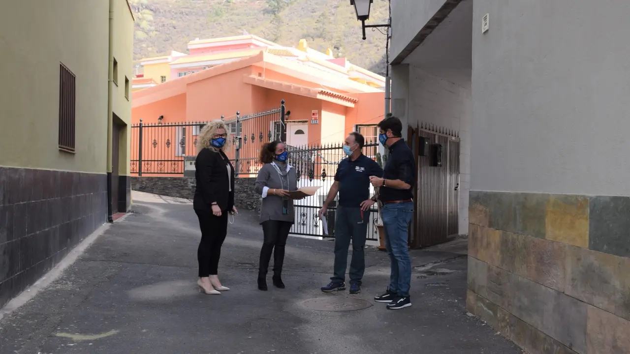 Foto de la firma para el inicio de las obras pasajeTamaimo (1)