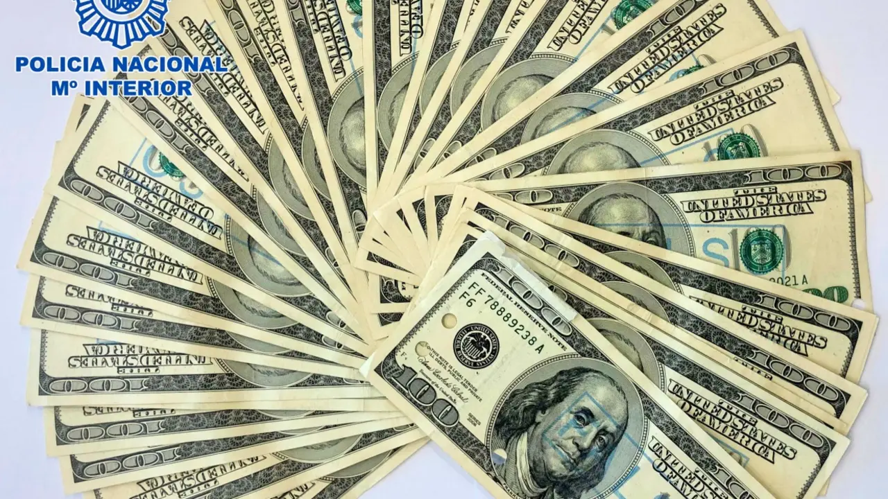 Dolares 100 falsos billetes(1)