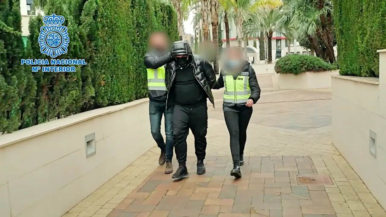 Polic&iacute;a detenci&oacute;n 2022-03-29 a las 10