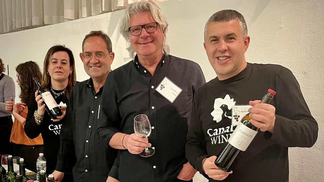 New York Wine 01 2022