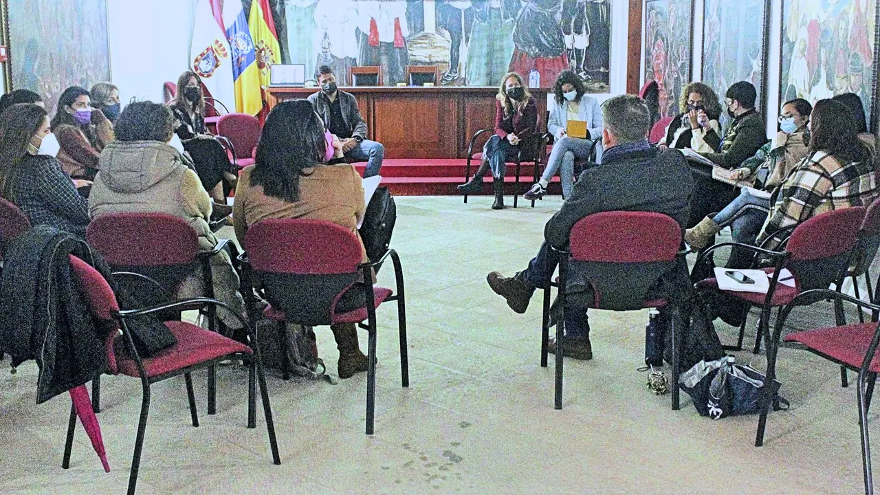 Granadilla Reuni&oacute;n Plan Infancia(1)