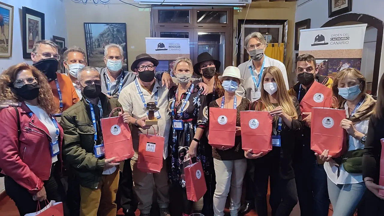 Gu&iacute;as Turismo cachorros canarios Acto APIT y OCC 5(1)