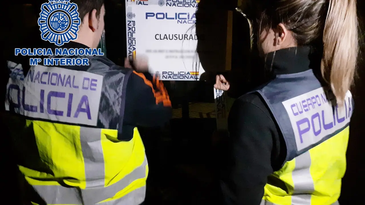 Polic&iacute;a trata 001-12(1)