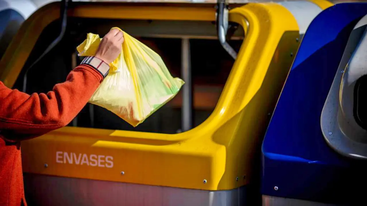 Contenedor DM Reciclaje Canarias