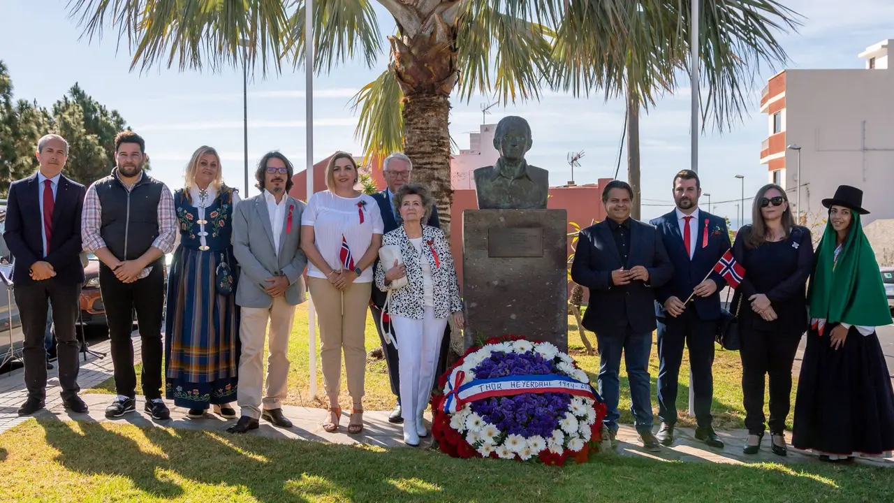 Homenaje_Guimar_Heyerdahl_D&iacute;a_Noruega(1)