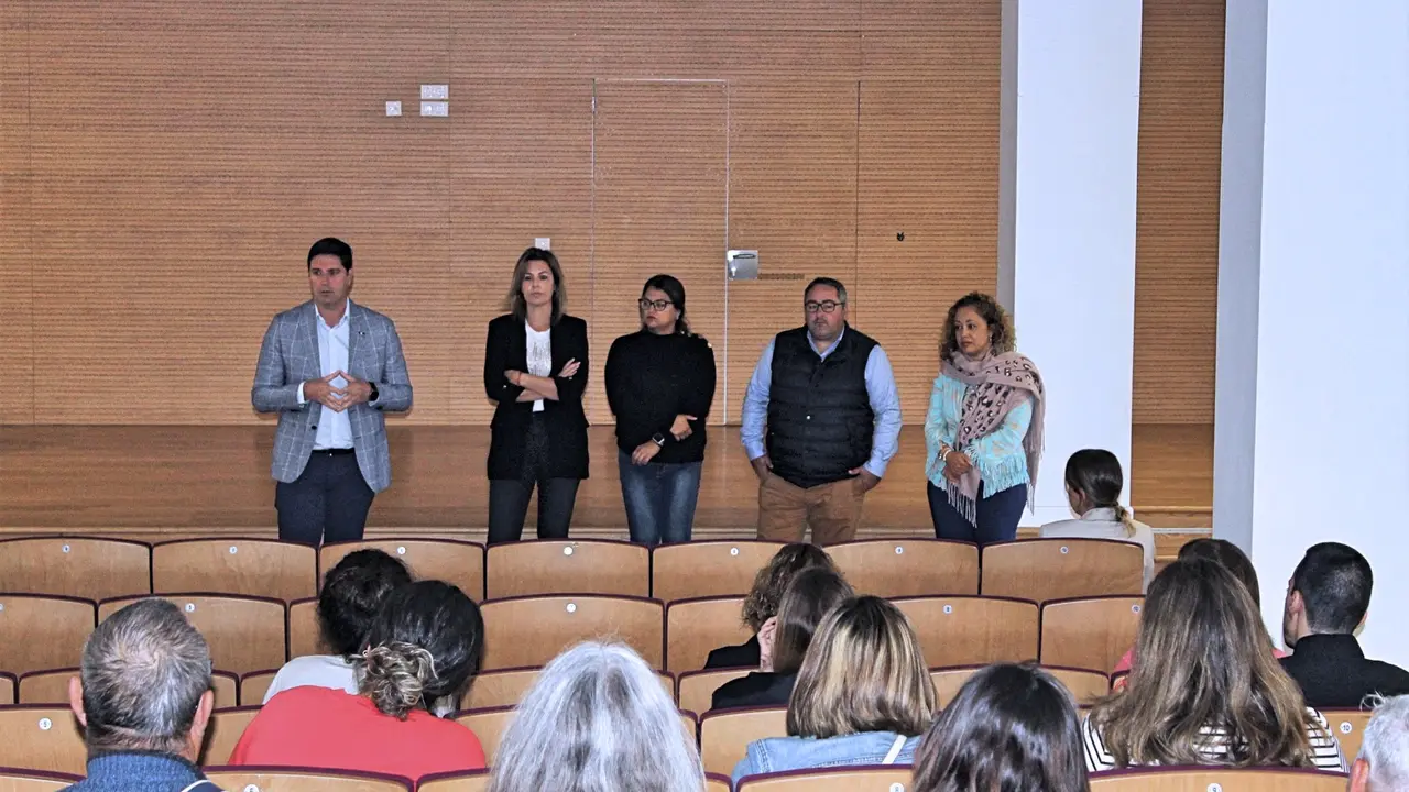 Foto de la presentaci&oacute;n del proyecto de empleo Santiago del Teide Reactiva(1)