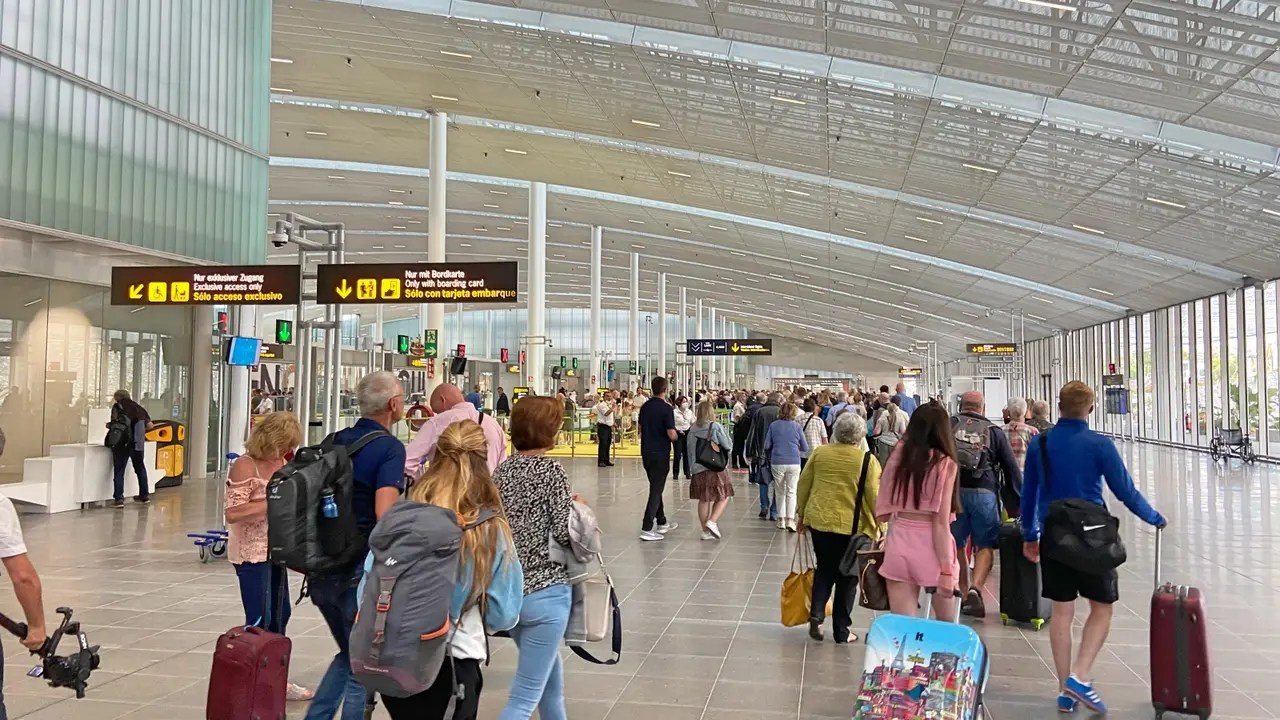 Turismo aeropuerto _4980