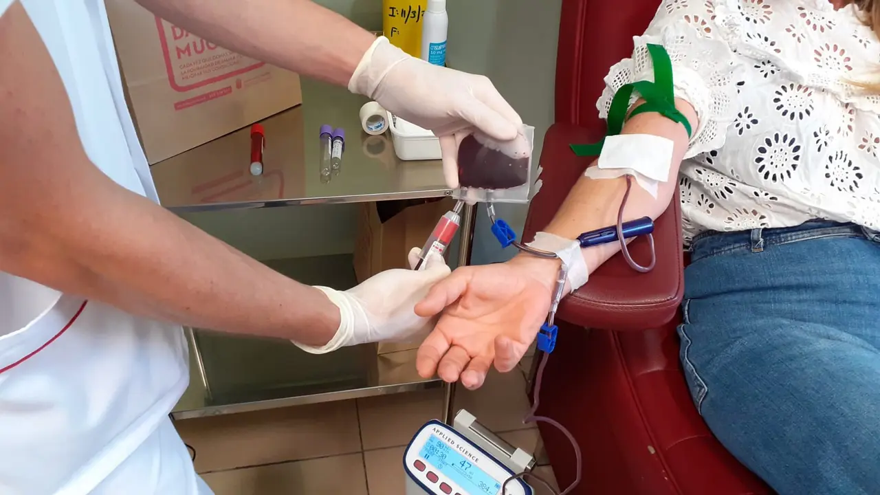 Donante de sangre del ICHH-4(1)