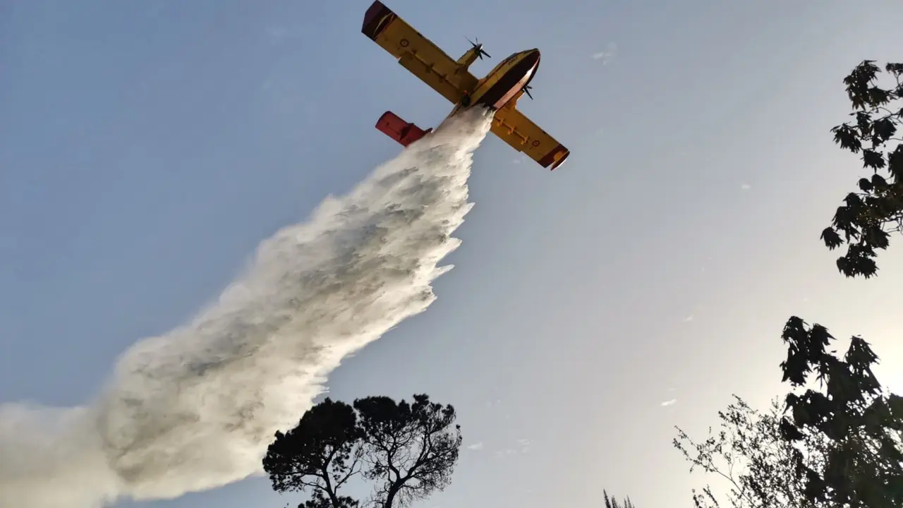 Incendio avi&oacute;n 22-14-35(1)