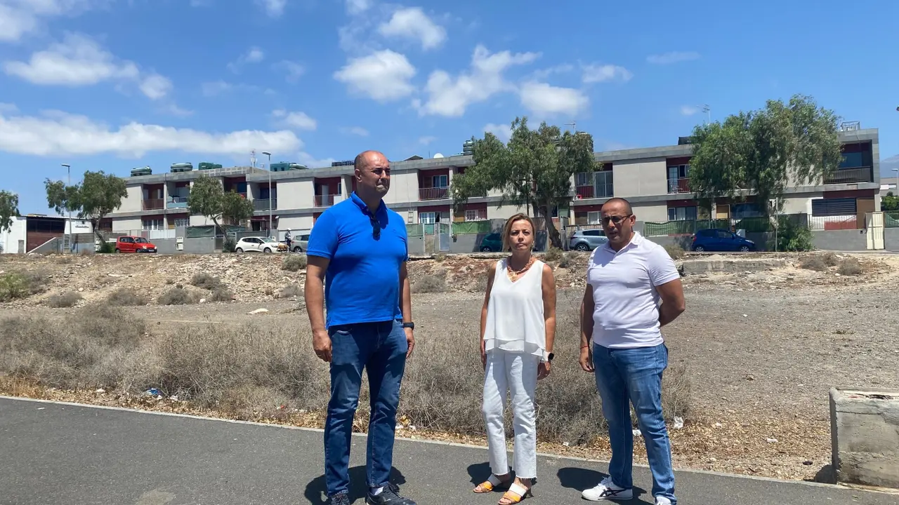 PP Visita Ana Zurita a Granadilla(1)