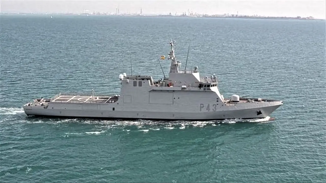 Buque Armada Rel&aacute;mpago -151(1)