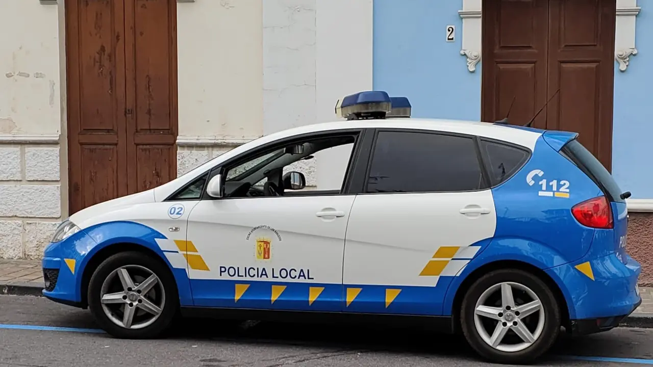 Coche policia Los Realejos