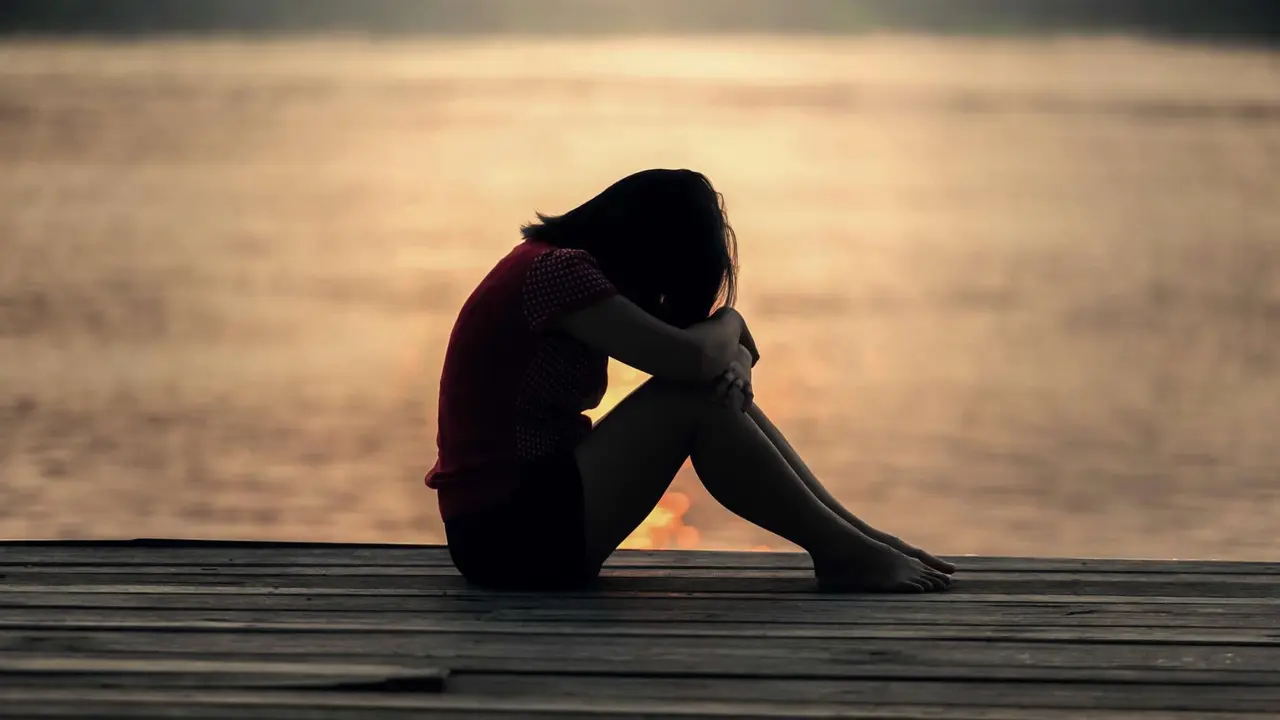 Estudiante depresion suicidio 21-2(1)