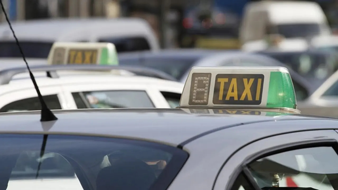 Taxi-Santa cruz -1024x576(1)