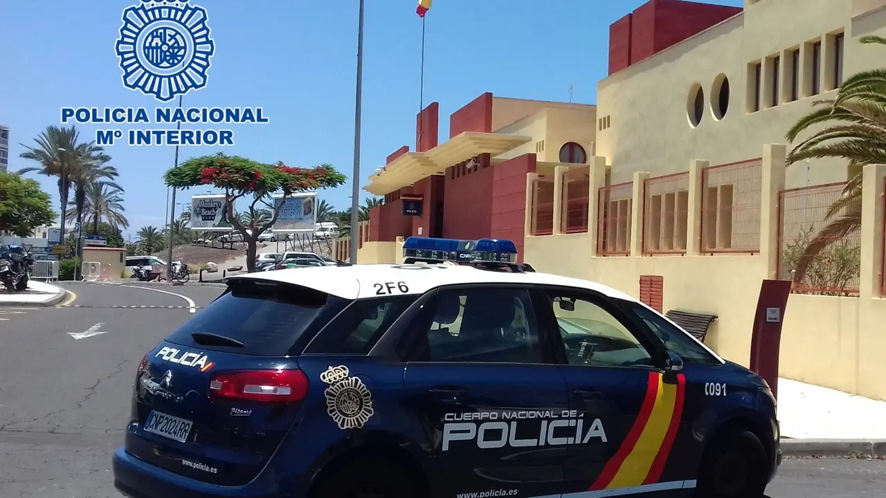 Polic&iacute;a Nacional comisar&iacute;a SUR TFE 5(1)