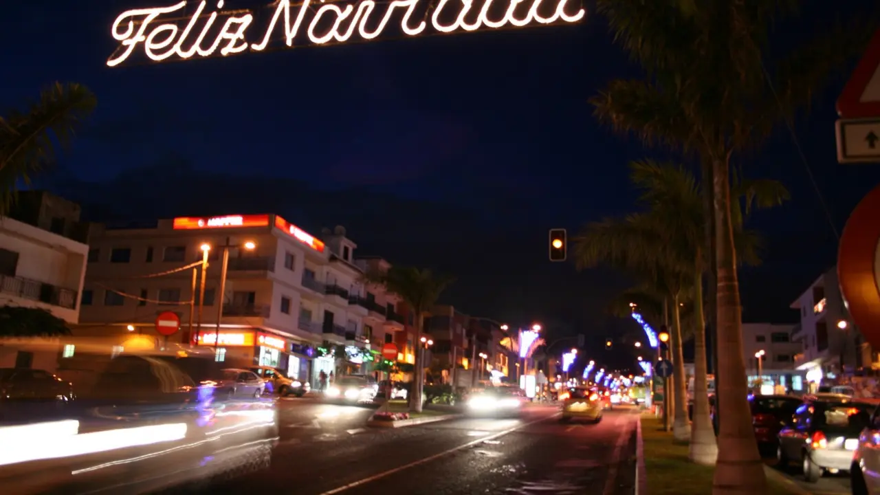 Zona comercial San Isidro Gtanadilla en navidad 1(1)