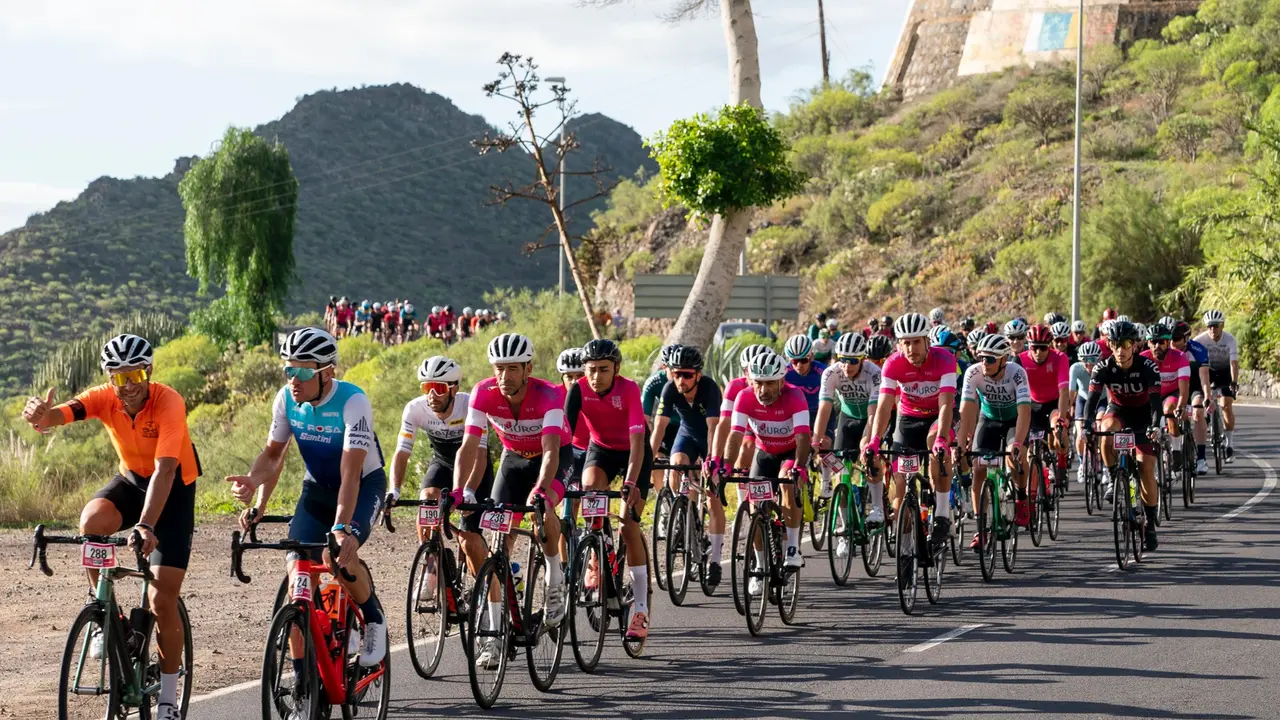 20221121-GIRO-ITALIA-LIKE-A-PRO-TENERIFE-00260(1)