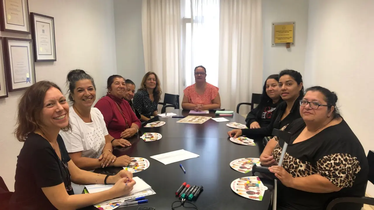 20221209_priscila_de_le&oacute;n_comisi&oacute;n_mujeres_gitanas_tenerife_01(1)