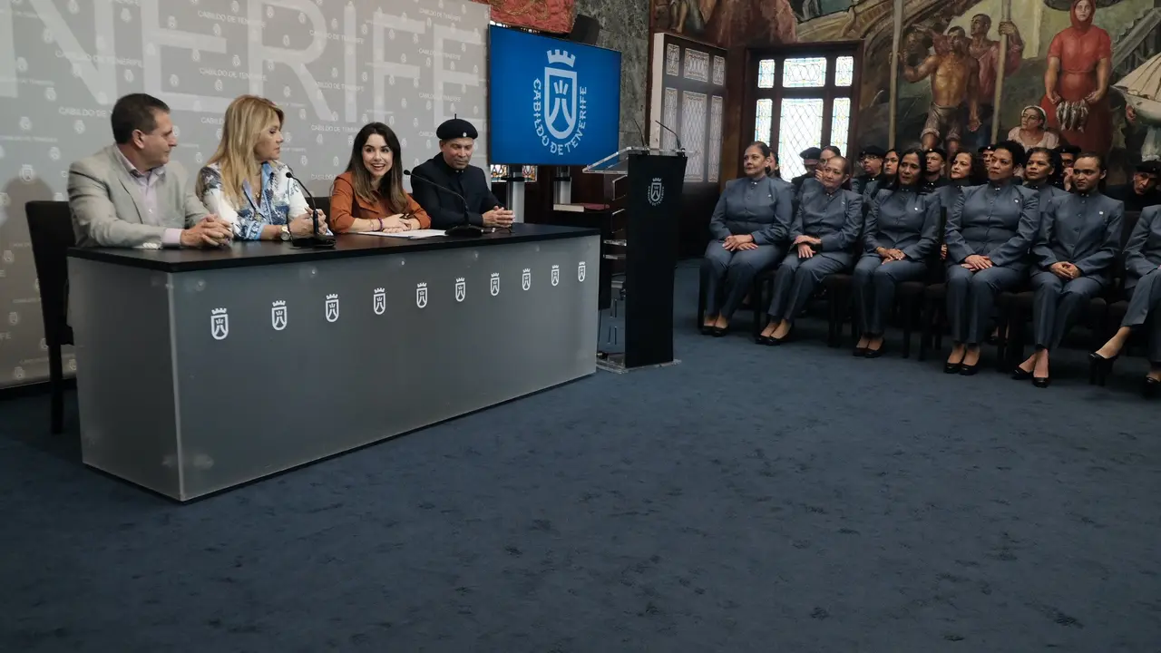 20221216_Liskel_&Aacute;lvarez_recepci&oacute;n_Orfe&oacute;n_Universitario_Central_Venezuela (11)(1)