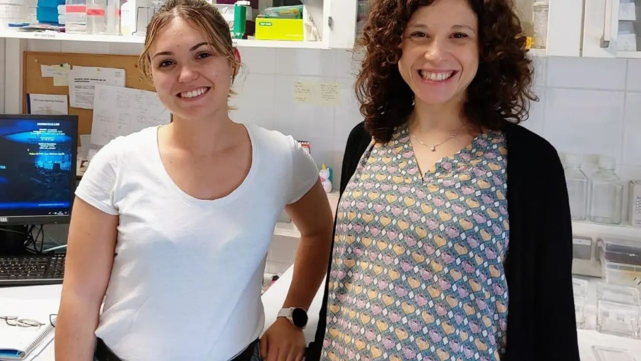 Ainhoa Gonz&aacute;lez y Laura Ciuffreda(1)