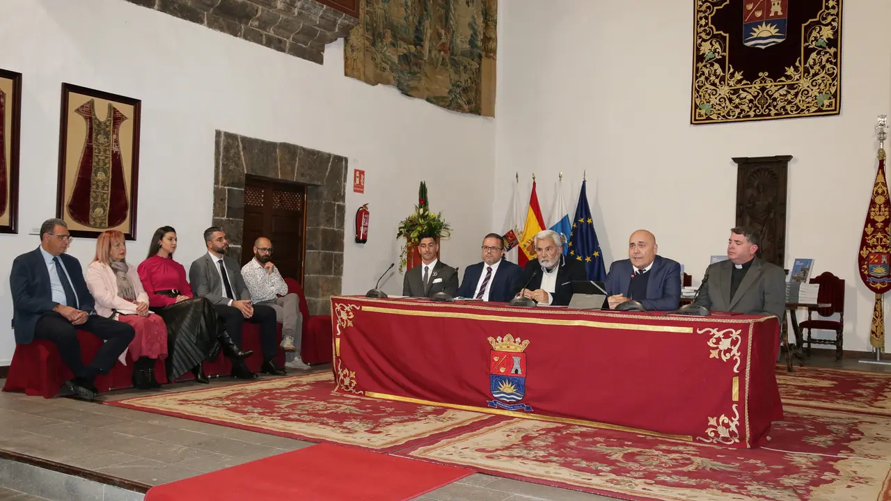 presentacion libro adeje patrimonio historico artistico e historia religiosa16-2(1)
