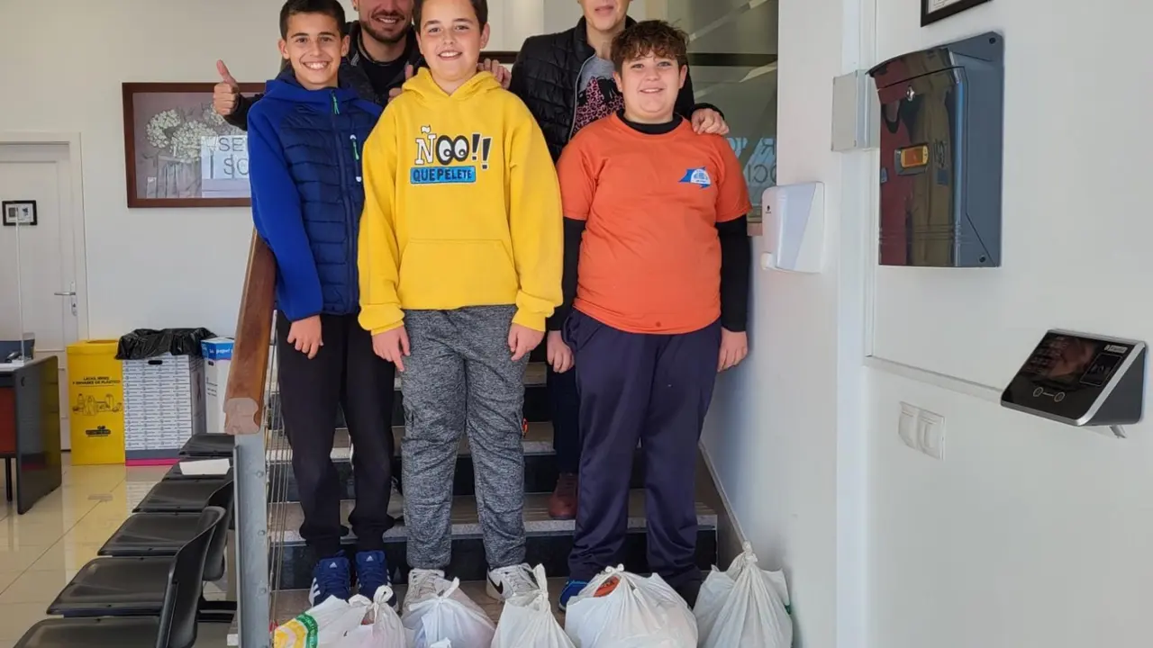 Escolares solidarios san miguel 2f15(1)