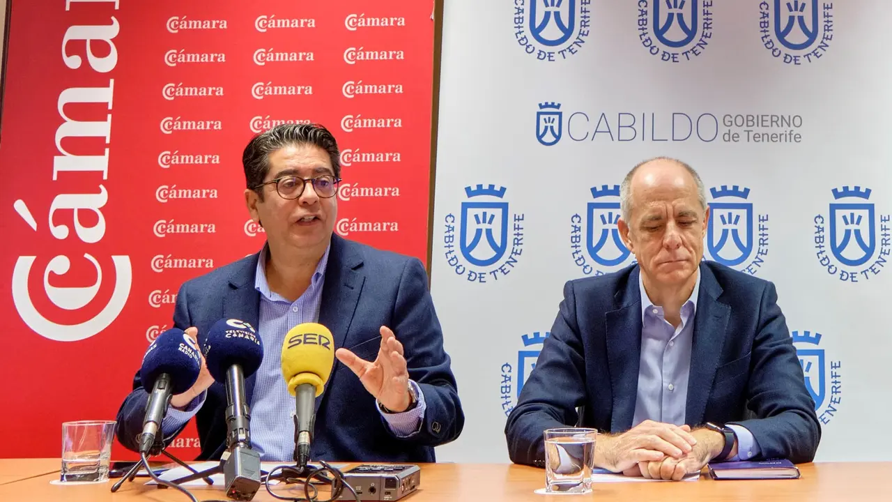 C&aacute;mara de Comercio Convenio colaboraci&oacute;n cabildo C&aacute;mara + Informe 4 trimestre. Asiste presidente